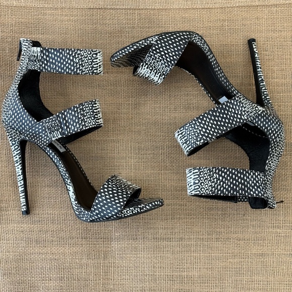 STEVE MADDEN Milyah Heels | Women's Size 8 | Black & White - Picture 1 of 6